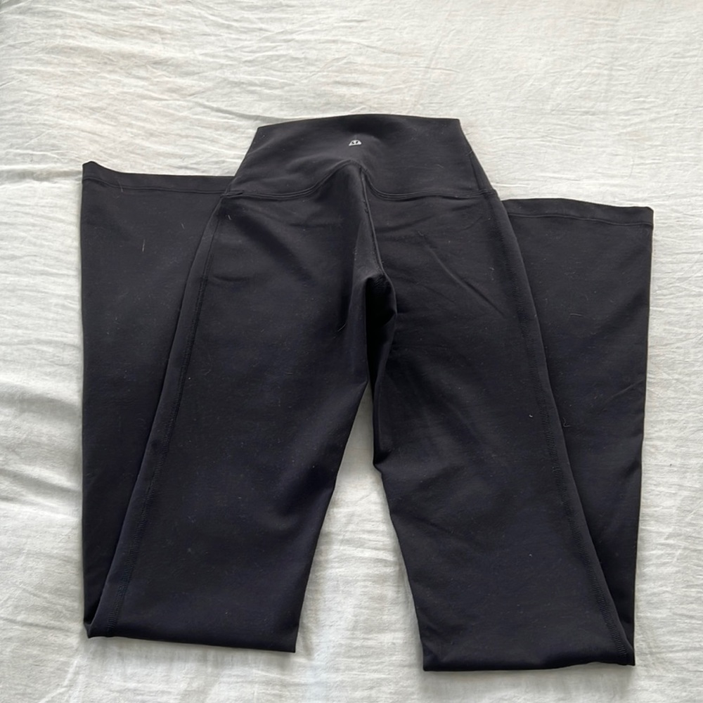 Lululemon yoga pants